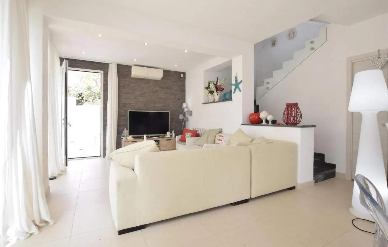 Stunning Home In Selinunte With Wifi Marinella di Selinunte 0*,